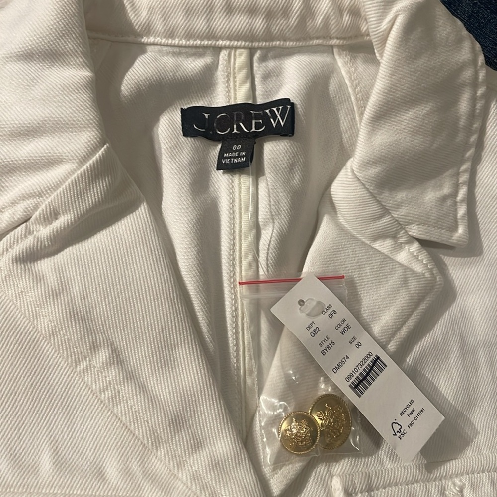 J. CREW RODMAN Denim blazer-jacket in white - Picture 6 of 6